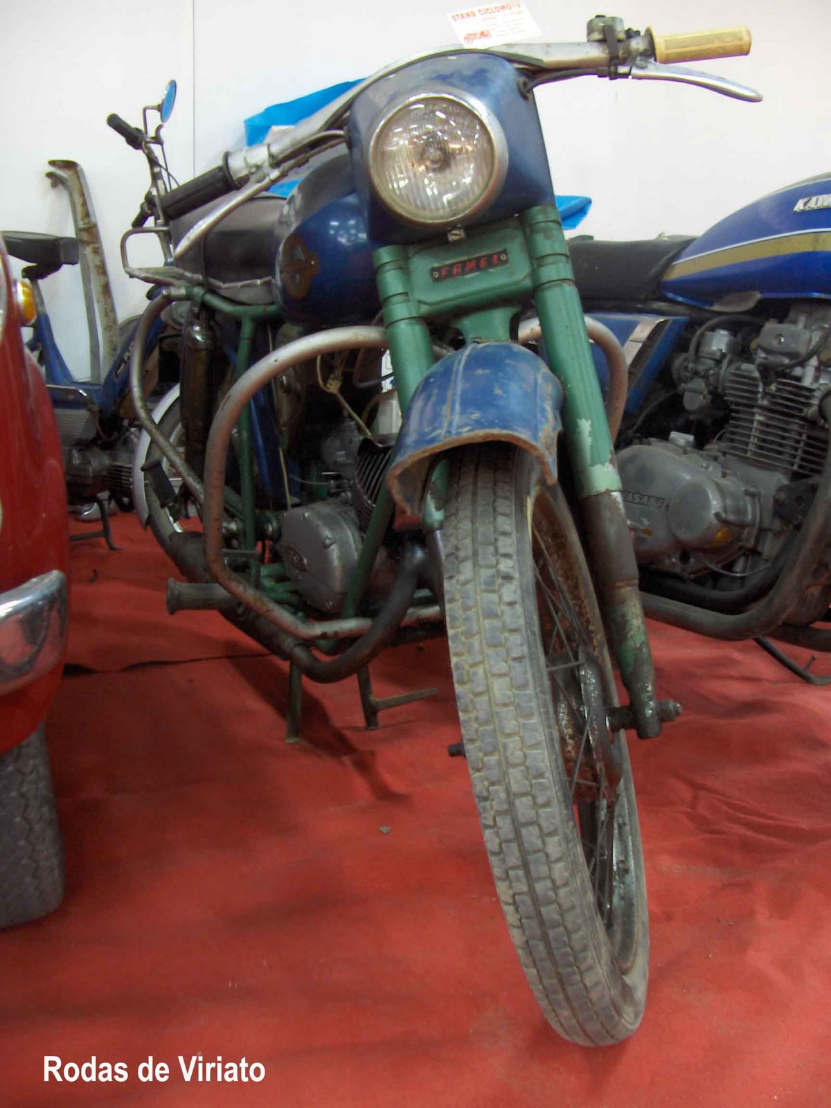 [famel+foguetao+frente.jpg]