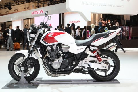 [CB1300+SUPER+FOUR.JPG]