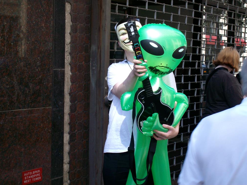 [Anonymous+Protest+16+August+2008+-+USA+-+Philadelphia+PA+01.jpg]