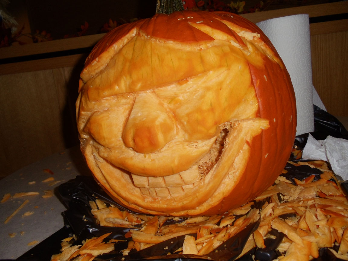 From the Desk of Murray Lincoln: Halloween Pumpkin Carving with Senior ...