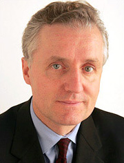 [20061116tierney.jpg]