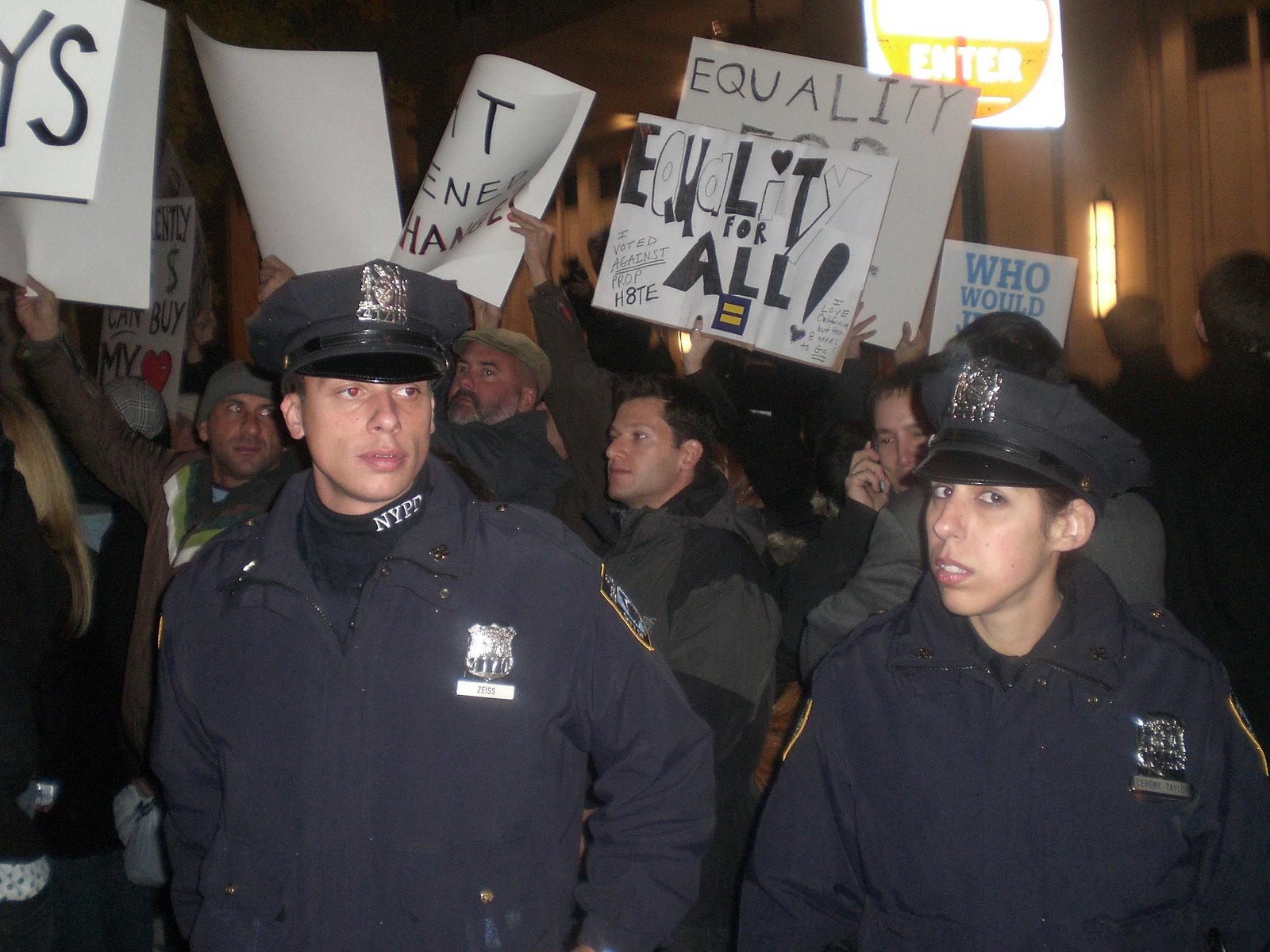 [NYCprop8protestNov12th2008+057.jpg]