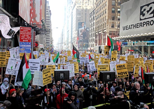[PalestianRallyInTimesSquare.jpg]