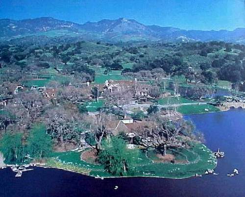 The NAACP is backing a plan to turn Michael Jackson's Neverland Ranch into a 