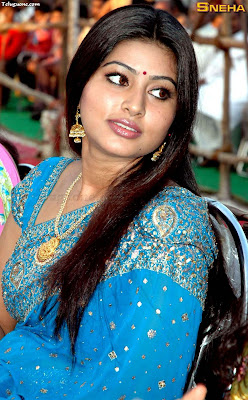 actresssnehaphotos: December 2009