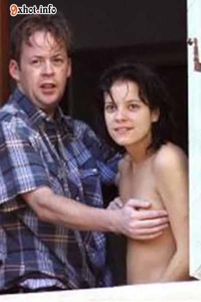 [lily-allen-topless-1-05_GF.jpg]