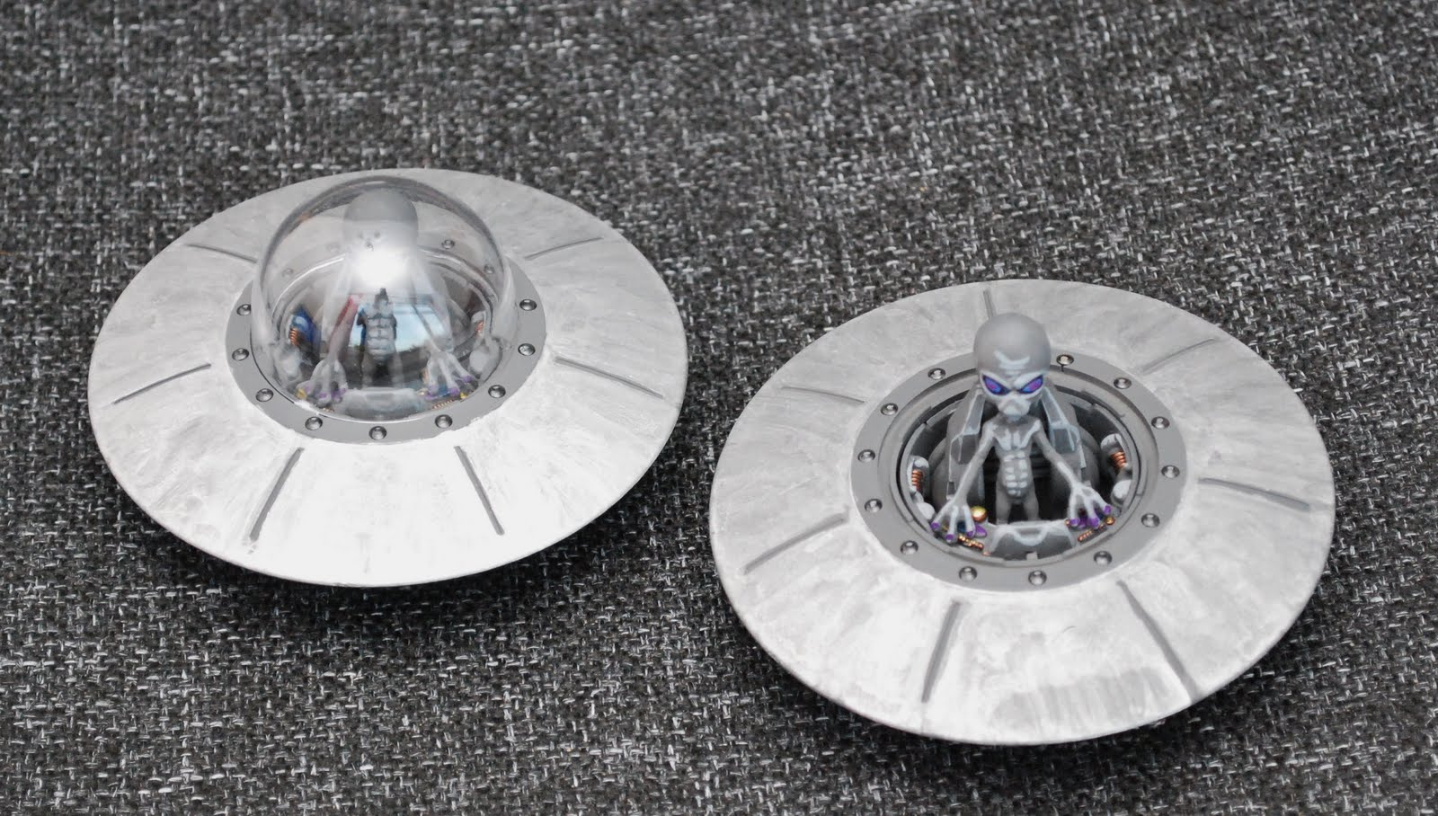 alien saucer spin