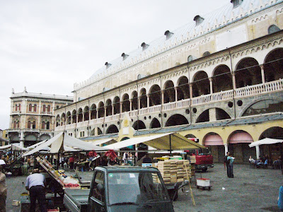 Mercado de Venecia.- F. Salido