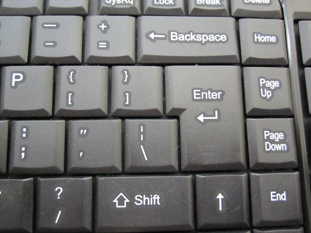 ARogan: Vakoss TK-853-BK Bluetooth Keyboard