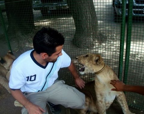 [friendly+wild+animals+in+argentina+zoo+flickzzz.com+004-772383.jpg]