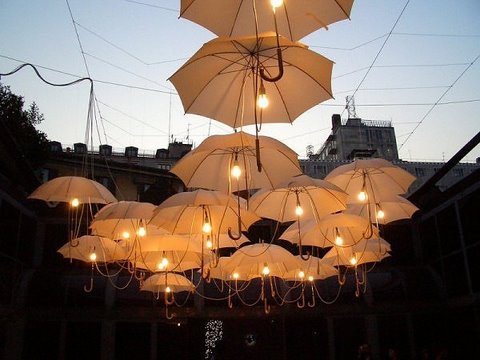 [flickzzz.com+umbrellas+008-747265.jpg]