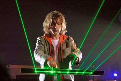 jean-michel-jarre-laser-harp1.jpg