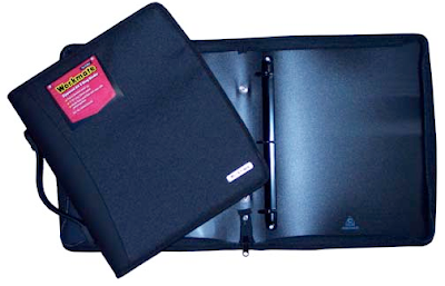 zippered 3-ring binder with handle