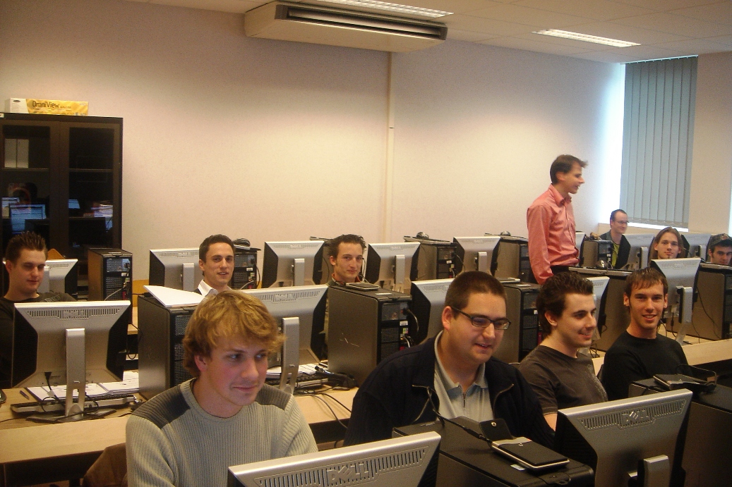 [xios200710_c1.JPG]