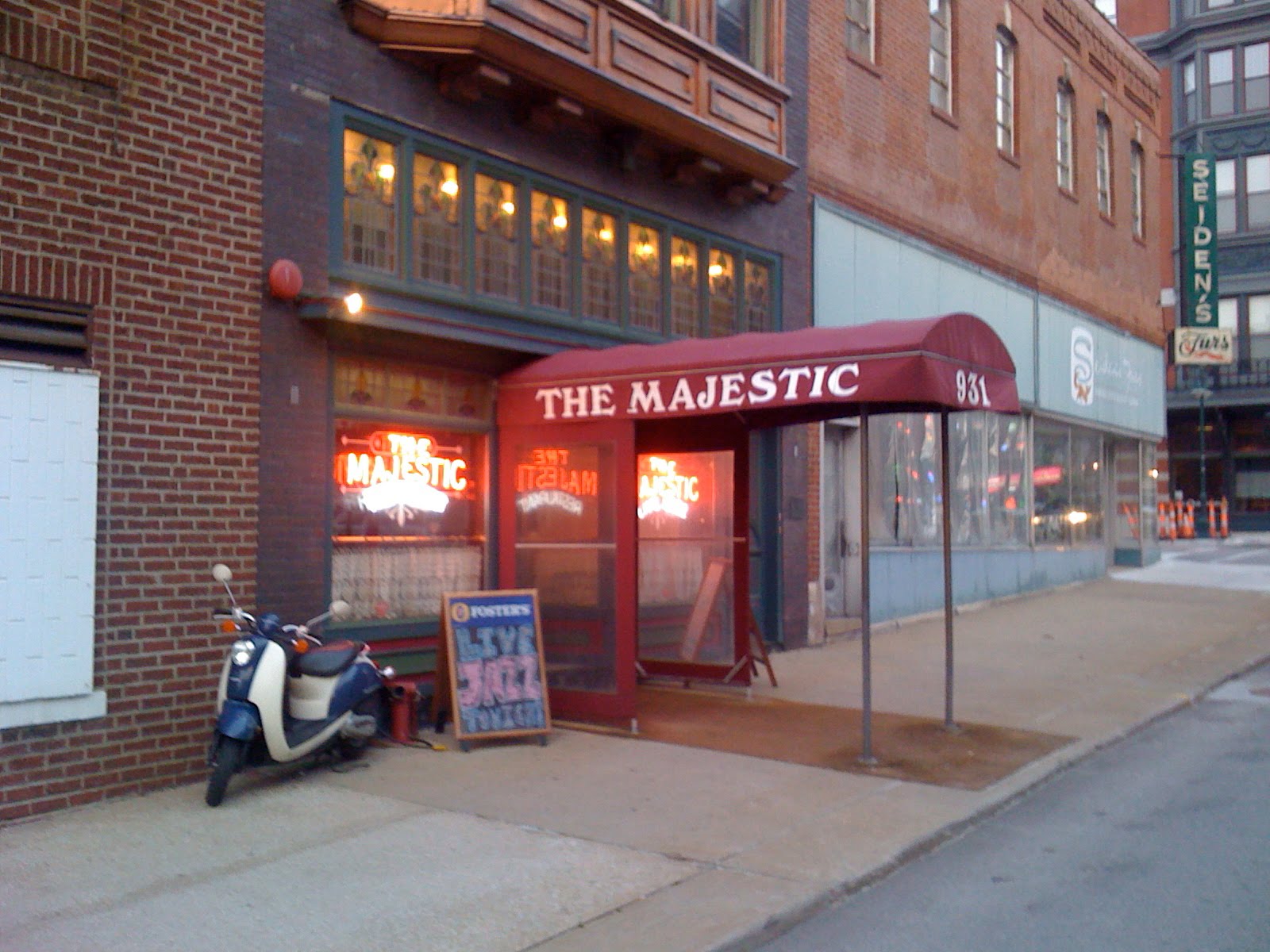 KC Napkins A Food Rag Bittersweet Experience At the New Majestic