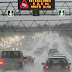 Al volante con lluvia, extremar la precaución