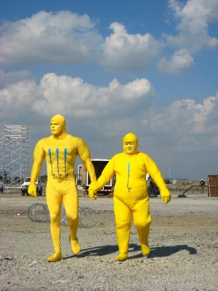 [yellow+man.jpg]