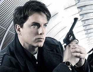 captain-jack-harkness-gun.jpg