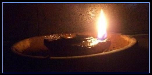 [oil+lamp.jpg]