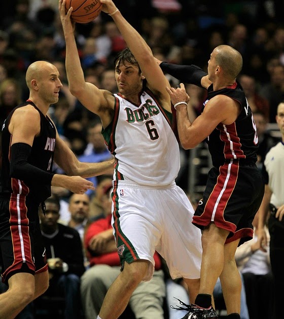 converse basketball player