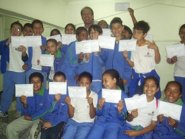 ♥♠♦♣E.M.E.F."Profº Levy de Azevedo Sodré"♥♠♦♣: 01/11/2009