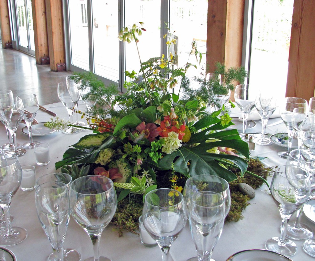 types of flowers used in weddings Bromeliads and Orchids Centerpieces | 1024 x 851
