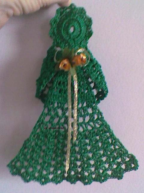 [Anjo+na+garrafa+2+wal-arteemcrochet.jpg]