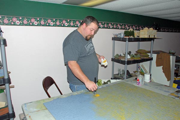 [tiletablepaint101.jpg]