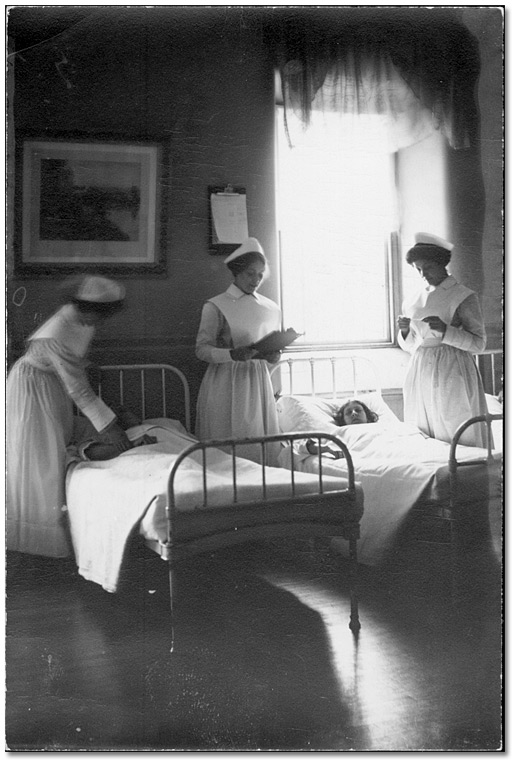 [18989_insane_hospital_520.jpg]