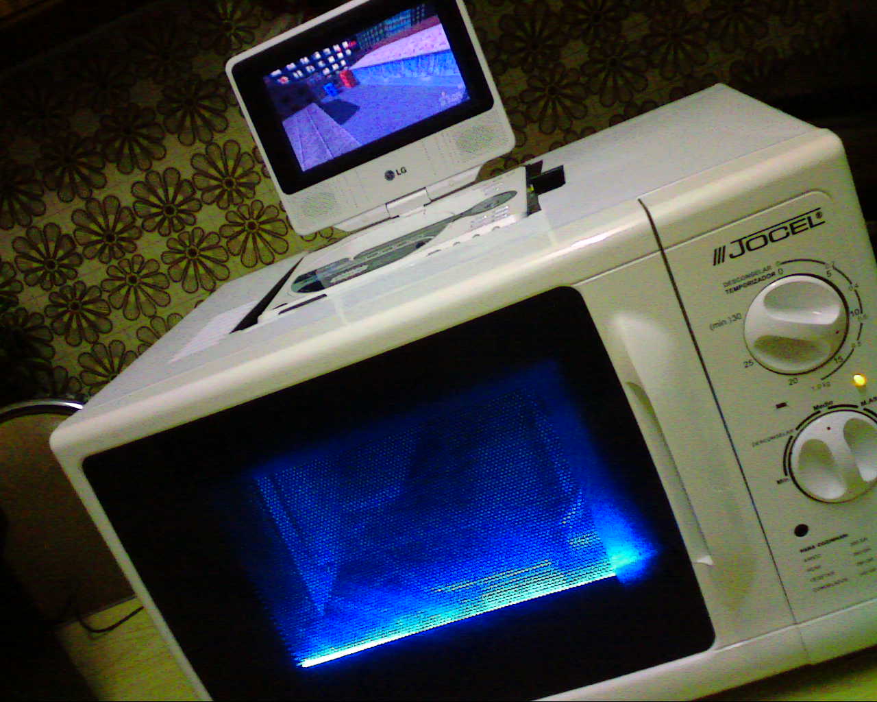 Tudo Sobre Tudo Microwave PC (o
