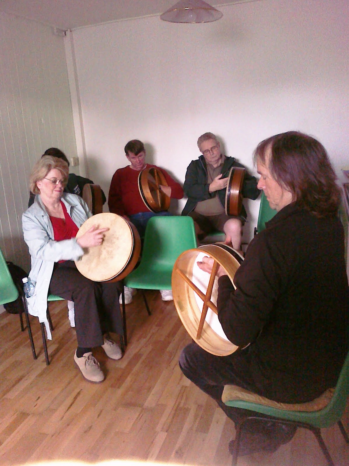 [fitz+bodhran.jpg]