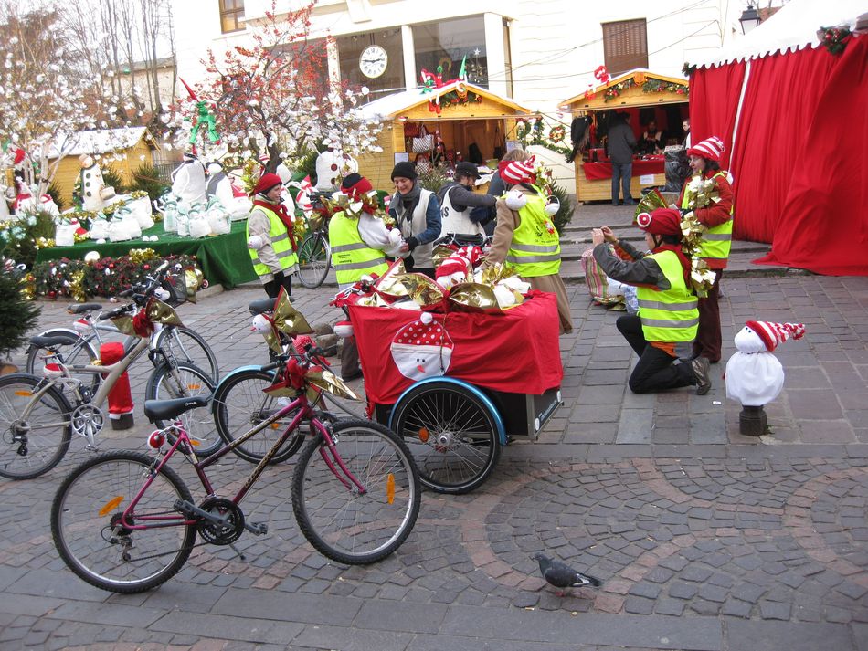 [IMG_0011.950.jpg]