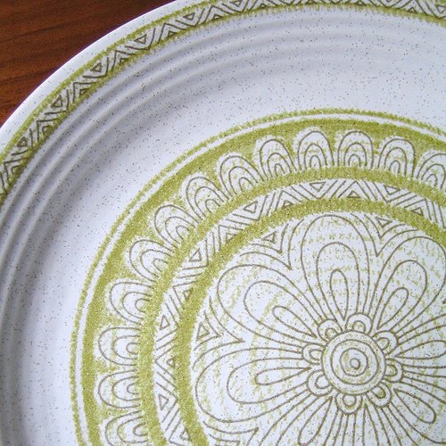 Pure and Noble Reduce, Reuse, Recycle Plates