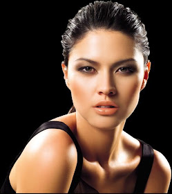 Aline Nakashima Photo Gallery