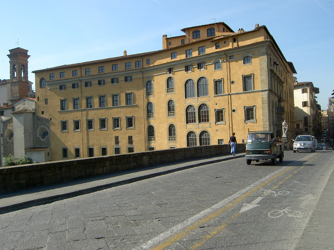 Lyseon yhteistyökoulu Liceo Machiavelli toimii Palazzo Frescobaldissa