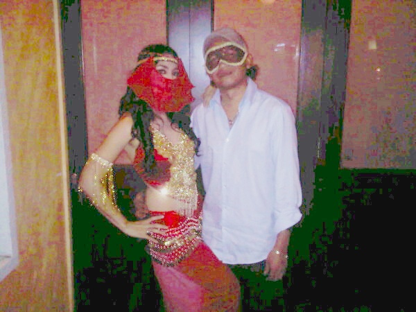 ~ Sharing is Caring ~ Pnut Online~ Menulis Sejak 21 May 2001 ~ Cerita