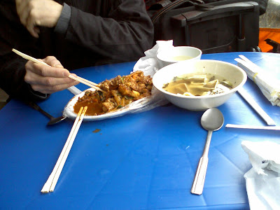 delicious spicy chicken in Dongdaemun stall
