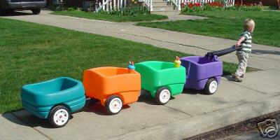 CHOO CHOO WAGON!!!! | Homeschool and Light Tables