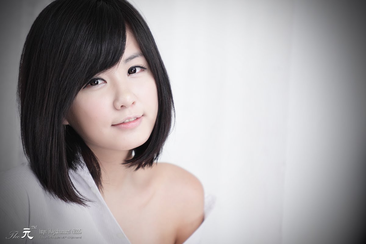 Easy Get M Korean Cute Model Ryu Ji Hye 류지혜 With Lovely White Dress