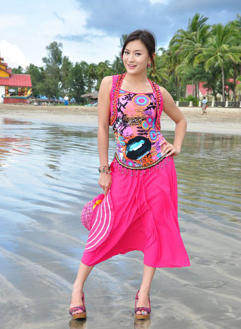 Myanmar Cute Model, Wutt Hmone Shwe Yis Lovely Style
