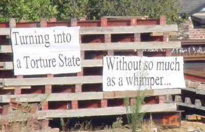 [whimperclse400.JPG]