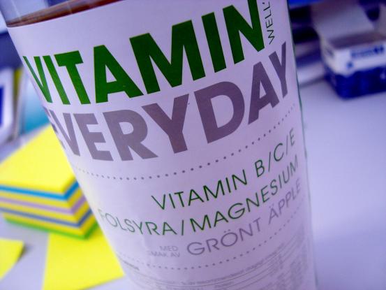 [Vatten+med+vitaminer.JPG]
