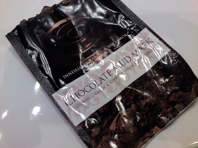 [Chocolate+mud+mask.JPG]