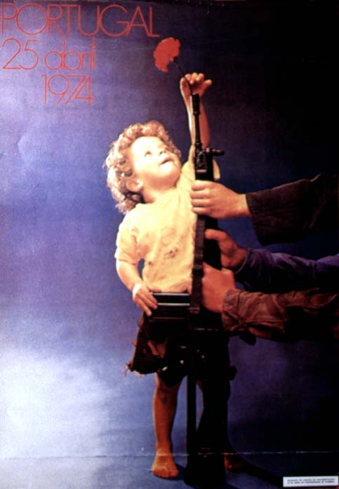 [25_de_Abril_1974_Portugal.jpg]