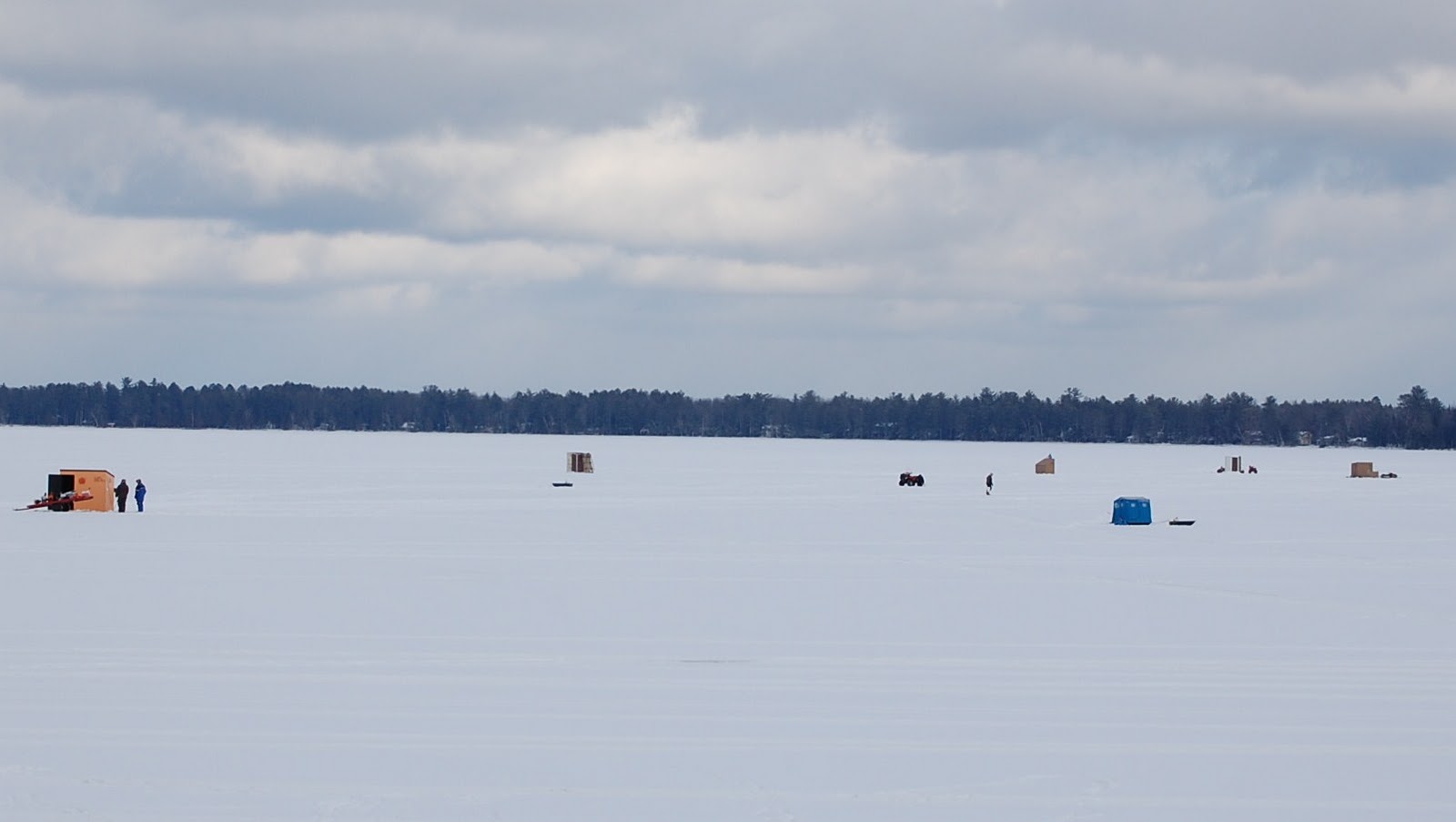 Houghton Lake Happenings Houghton Lake Ice Fishing ReportHiggins Lake