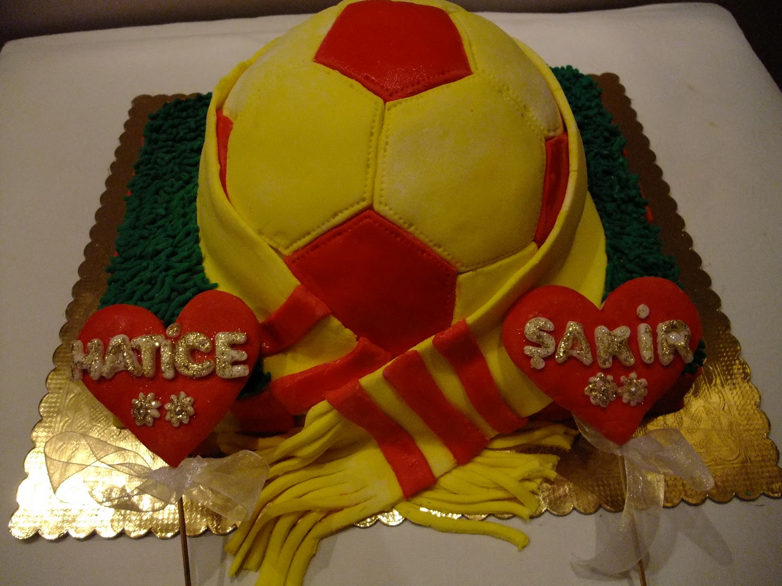 İpek Butik Pasta ,Çikolata ve Kurabiye galatasaraylı taraftar pasta