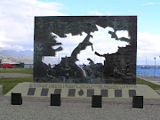 El pasado viernes 2 de abril se recordó el 28° aniversario de la Gesta de . monumento malvinas ushuaia
