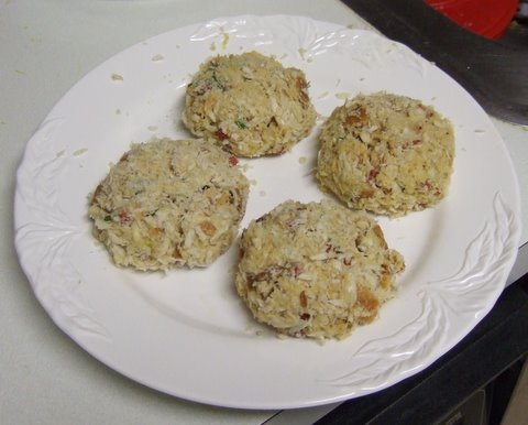 [Uncooked+Crab+Cakes.JPG]