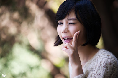 Enjoy Fall with Kim In Ae | Asian Gallery