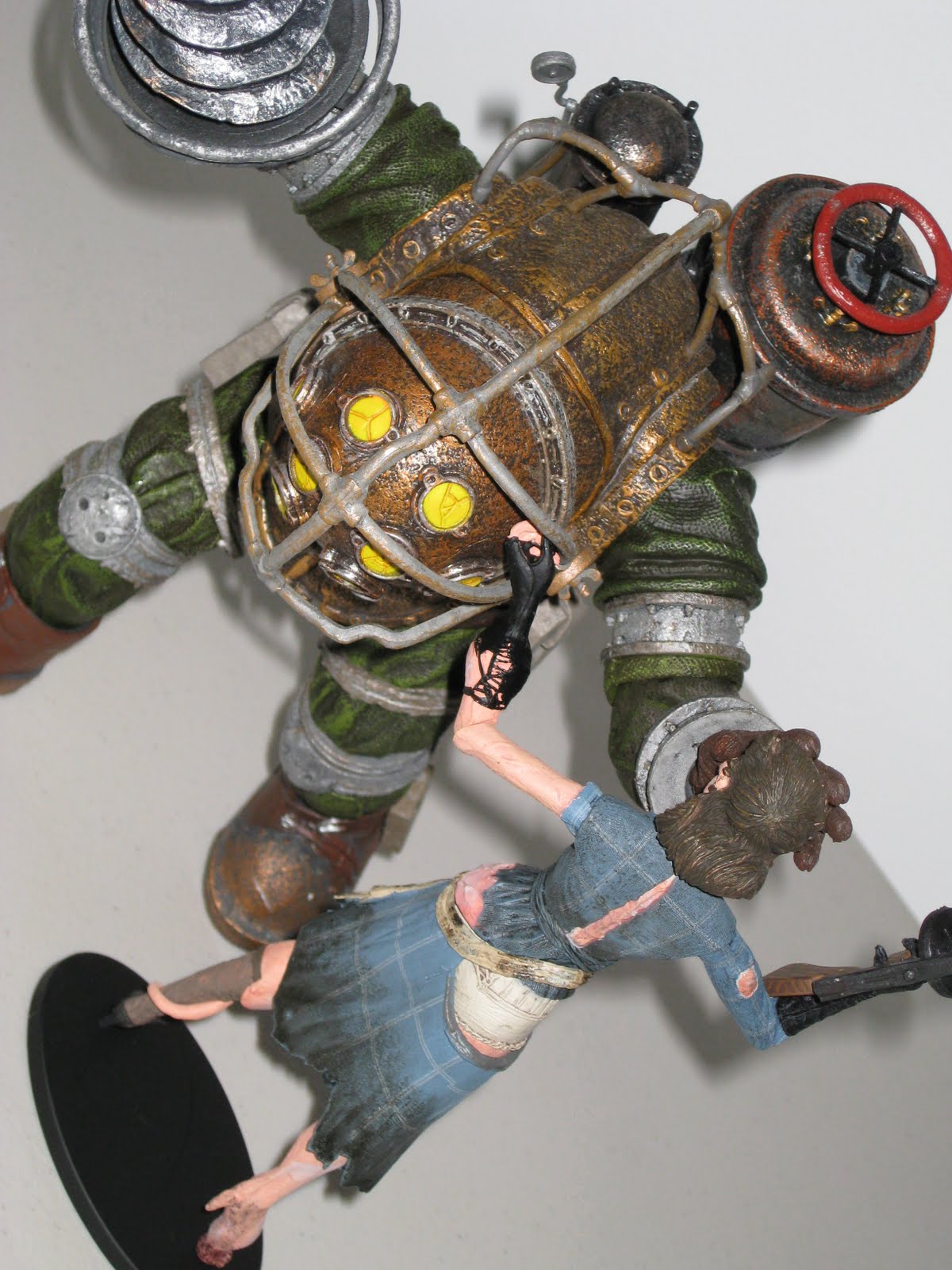 bioshock 2 figure